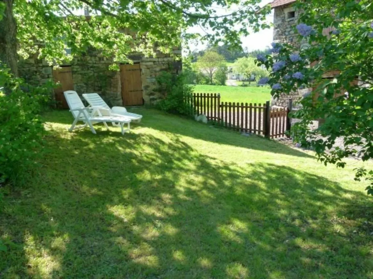 Holiday home Ferme Renovee Avec Jardin, Garage Et Wifi Gratuit A Chamalieres-Sur-Loire - Fr-1-582-1 Villa